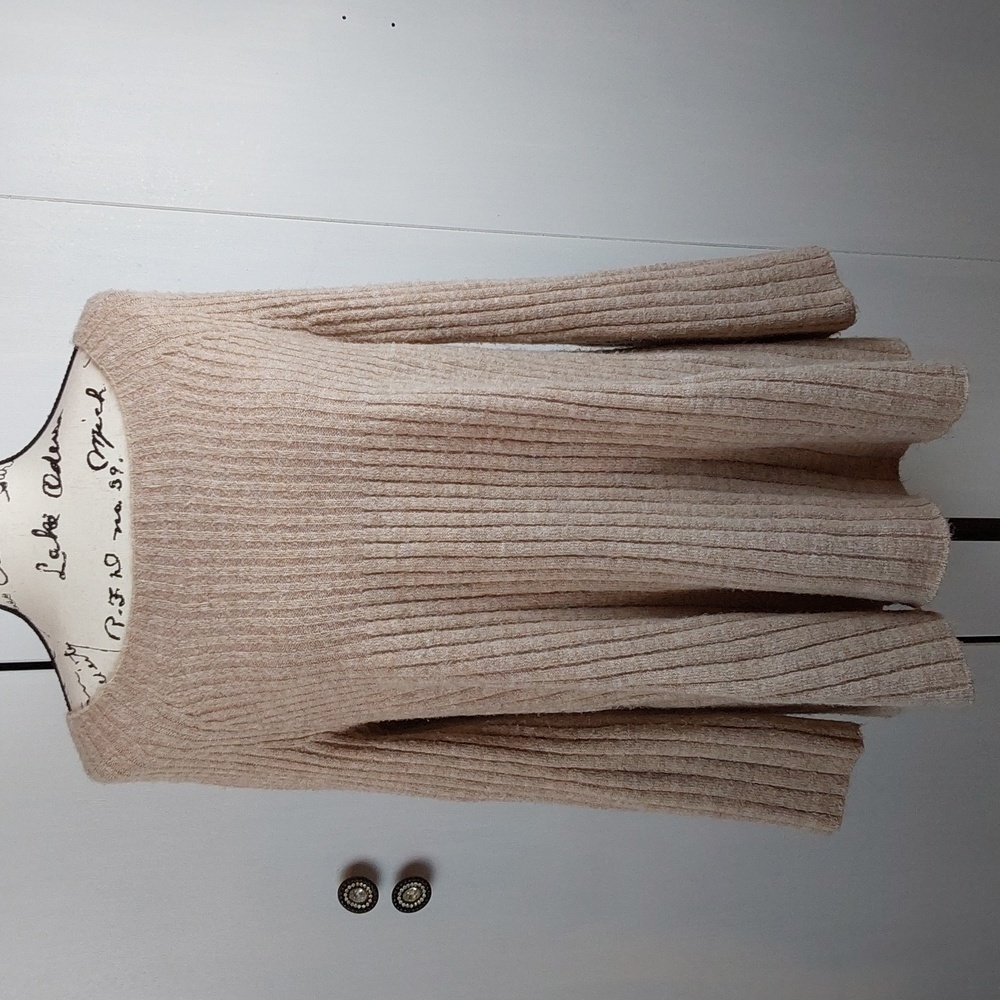 Lauren Conrad|Tan Soft Cable Knit Design Sweater Open Back Neutral Sz.Large